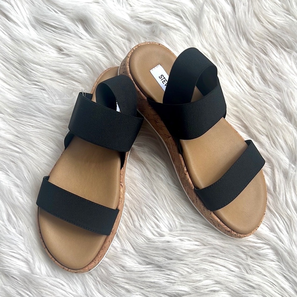 Steve Madden summer flats!